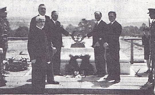 1931 – Ahepa ceremony at Tomb of Unknown Soldier